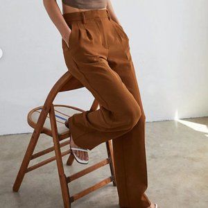 Effortless Pants in Foxfire Brown size 4 like new